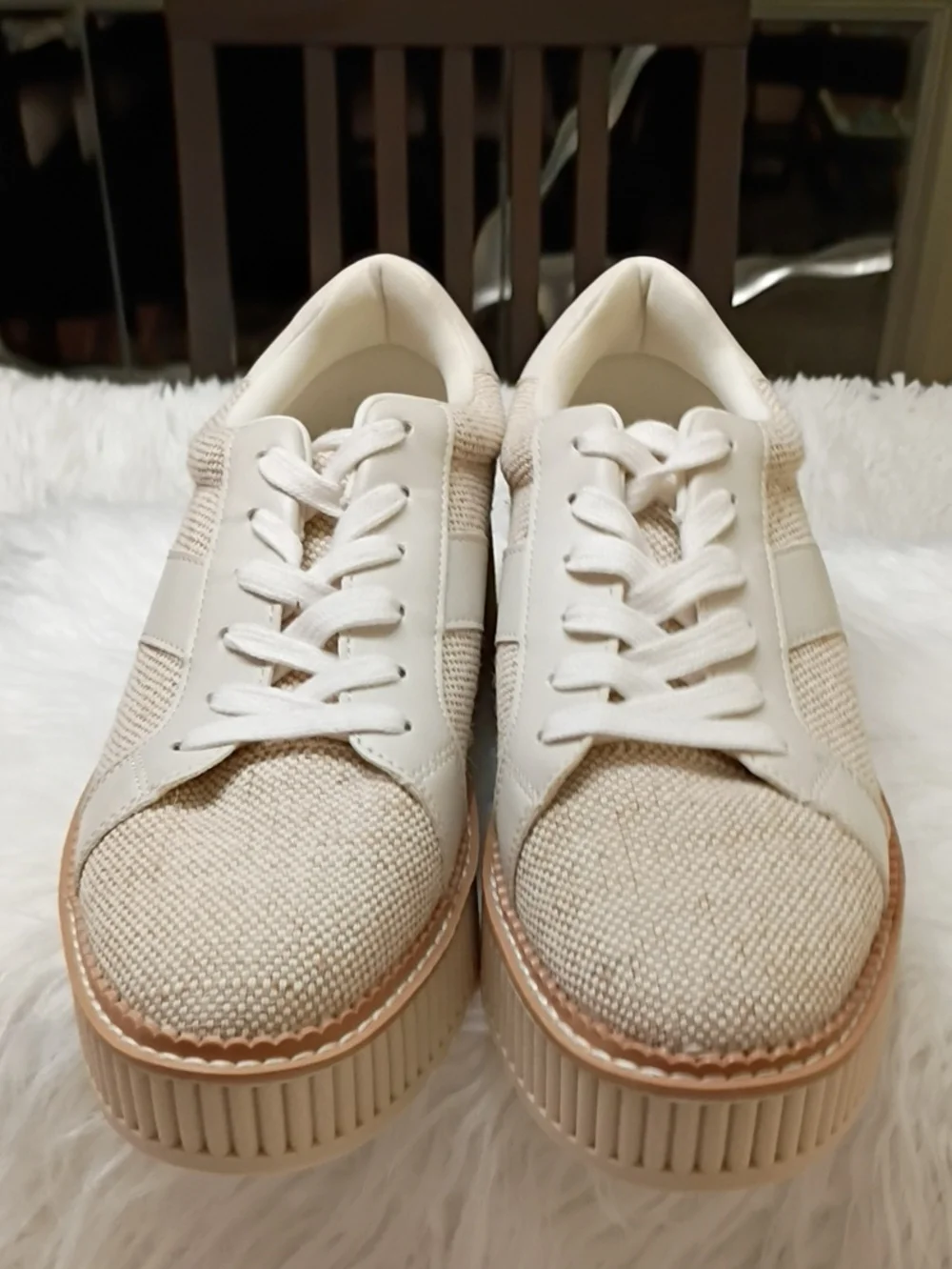 New Dolce Vita Cream Platform Sneakers Size 9.5
